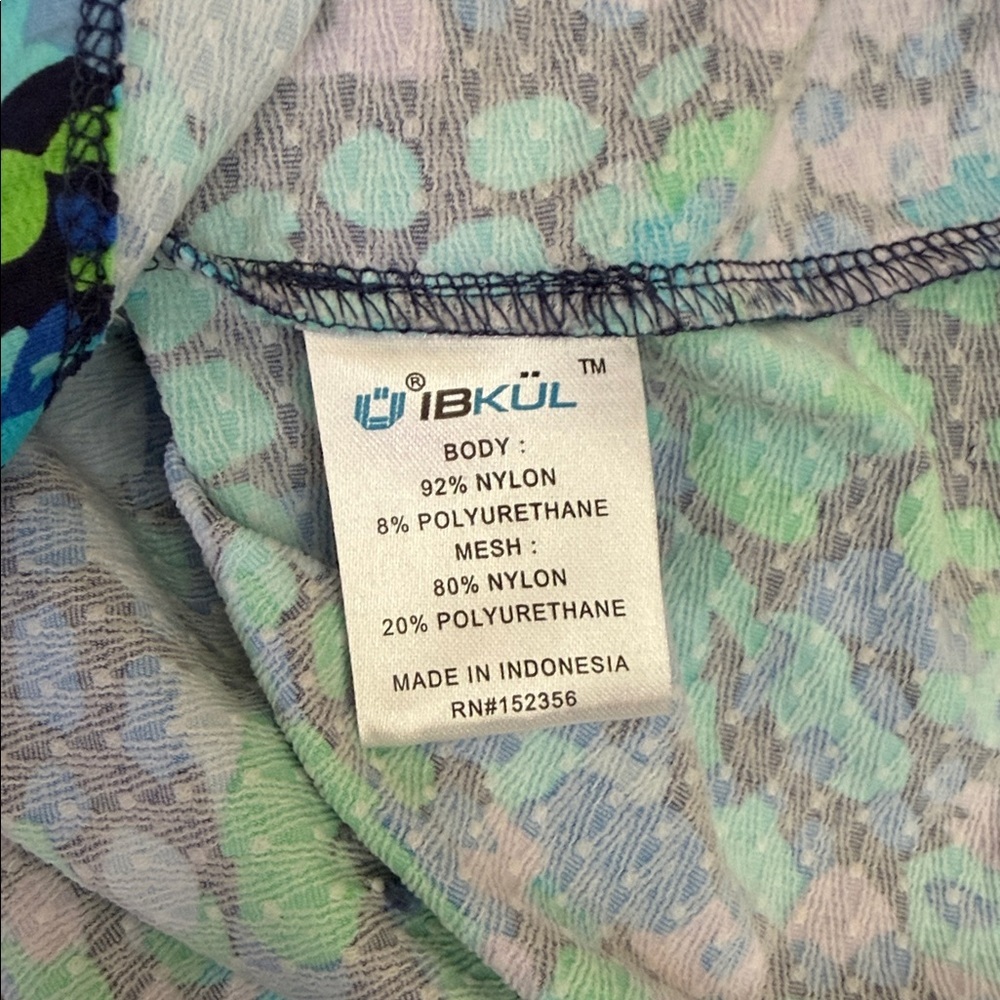 IBKUL Camille Print UPF50 Crewneck Long Sleeve Top in Navy Multi Sz XS - Picture 8 of 8